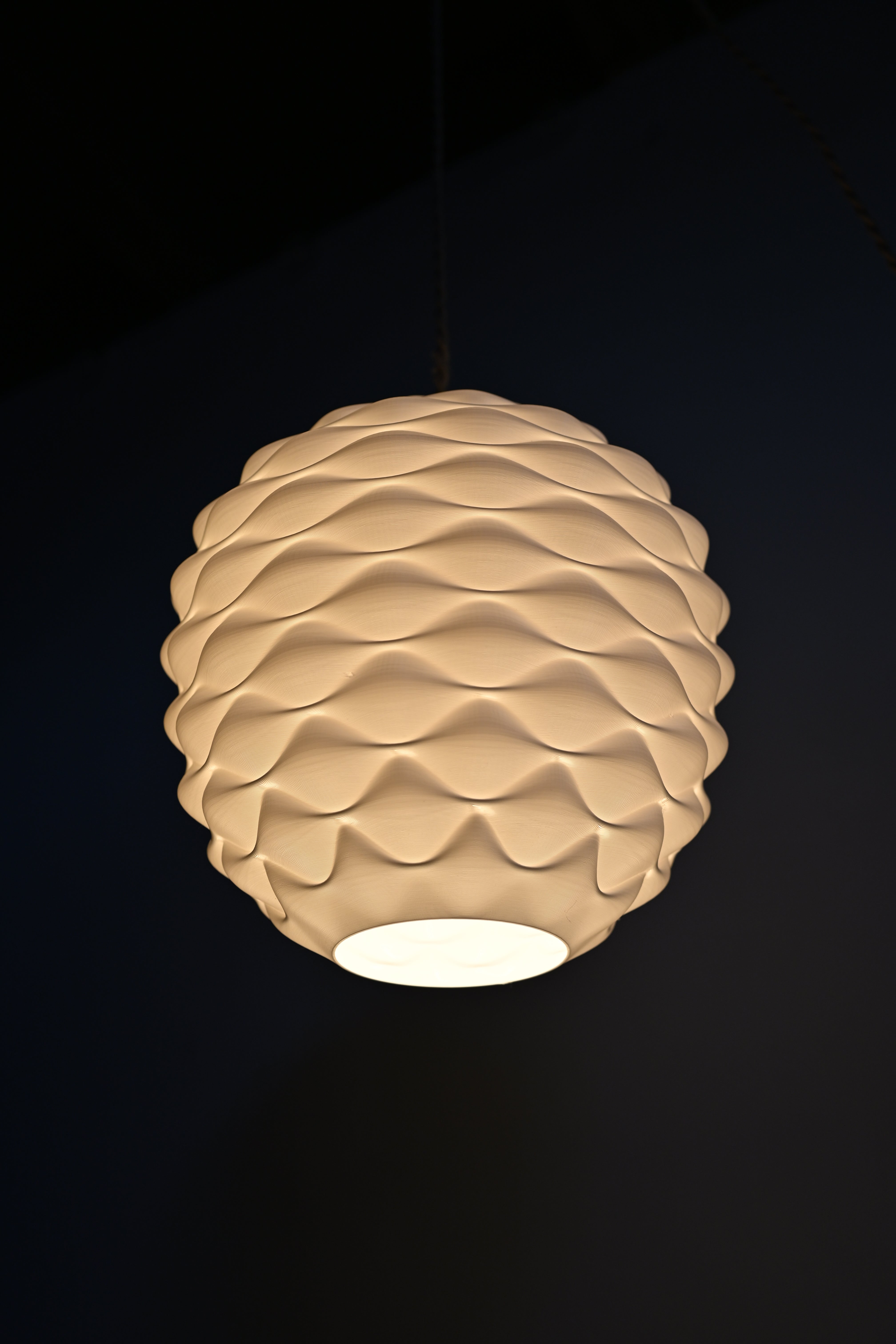 Hive Pod Round Pendant