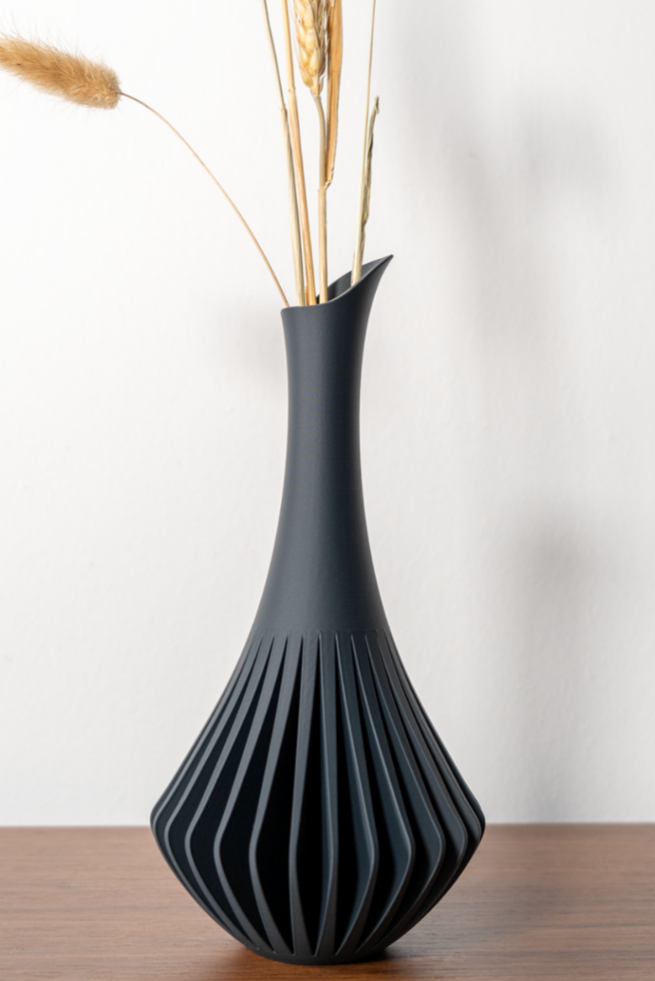 Sable Vase