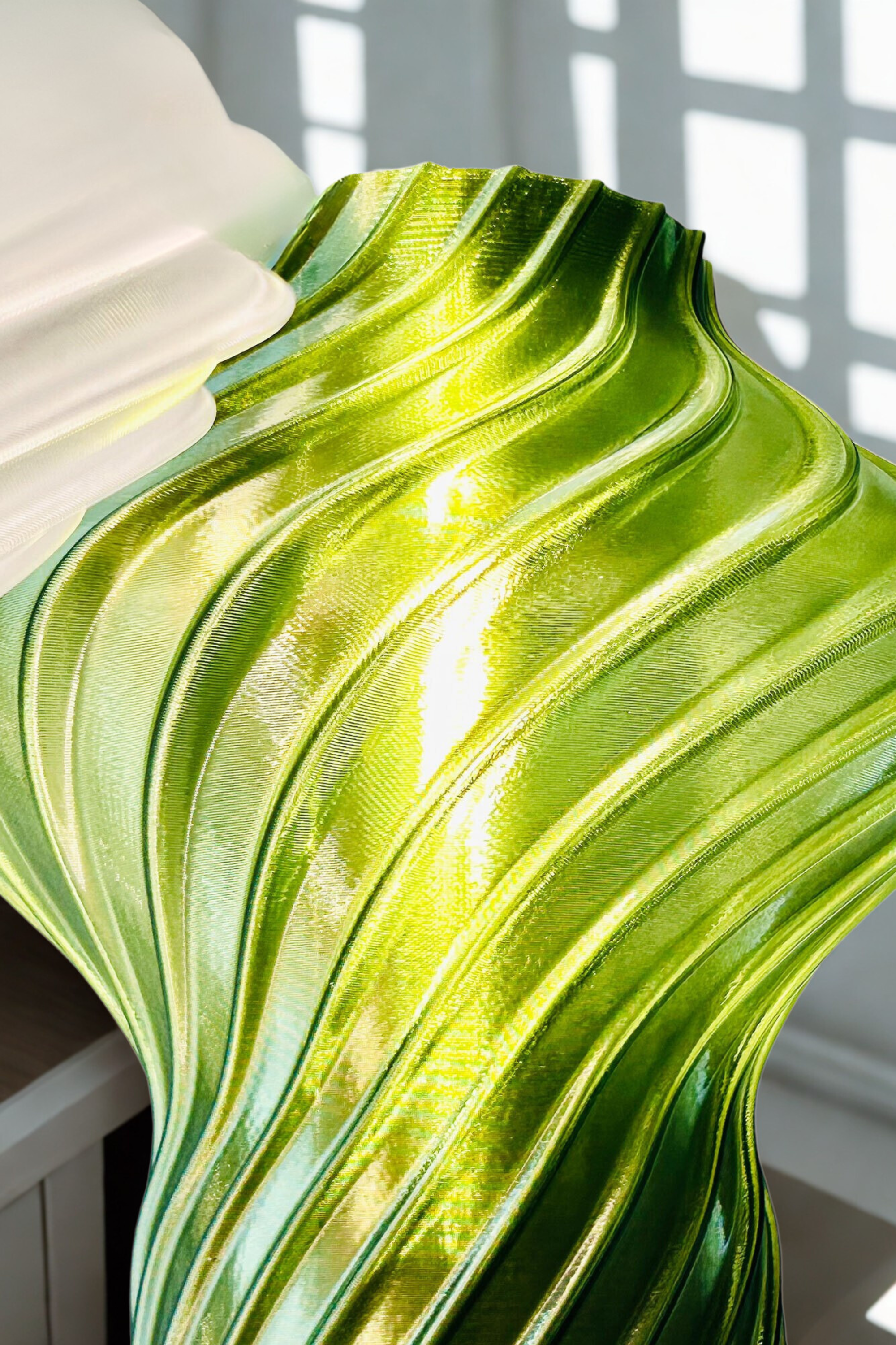 Aura Table - Mix & Match